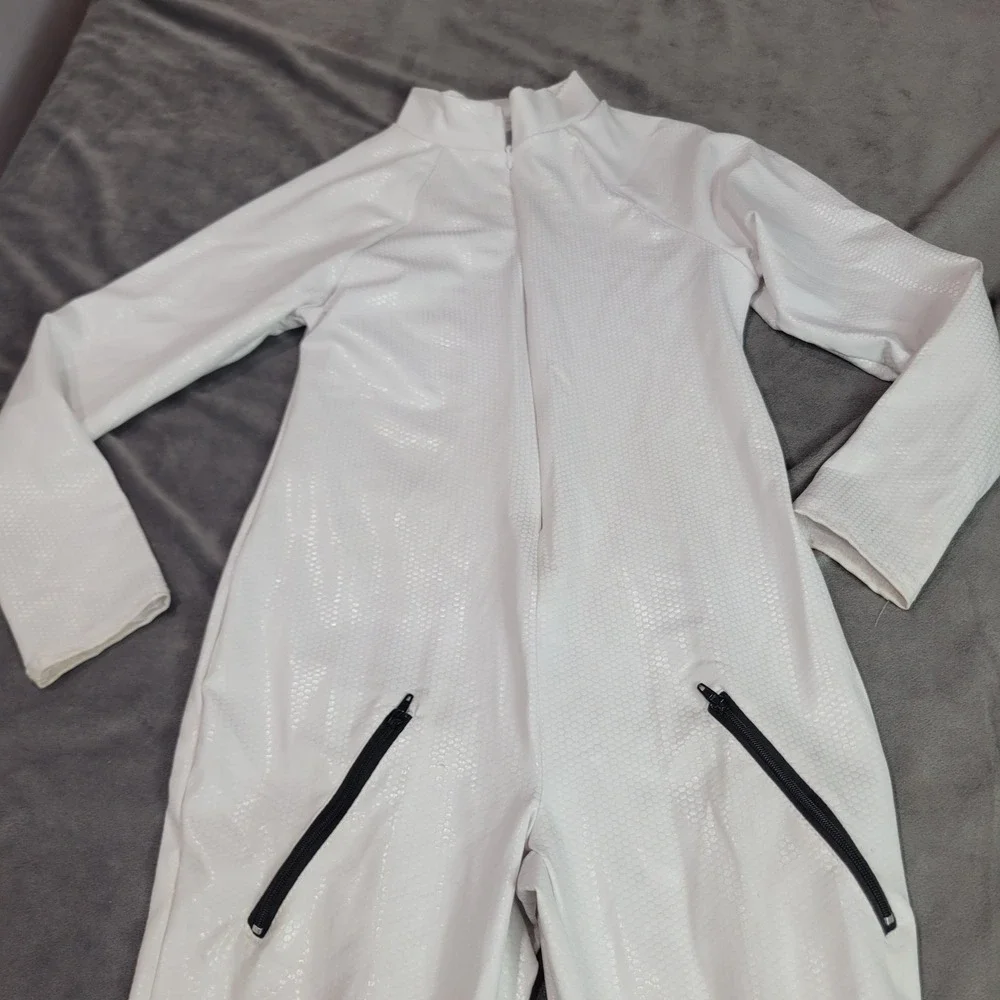 Spirit Halloween Marshmello Jumpsuit Kid Medium White Honeycomb Costume 01505346